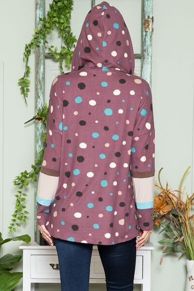 Full-size hoodie with pockets