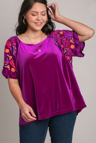 Elegant velvet top for women